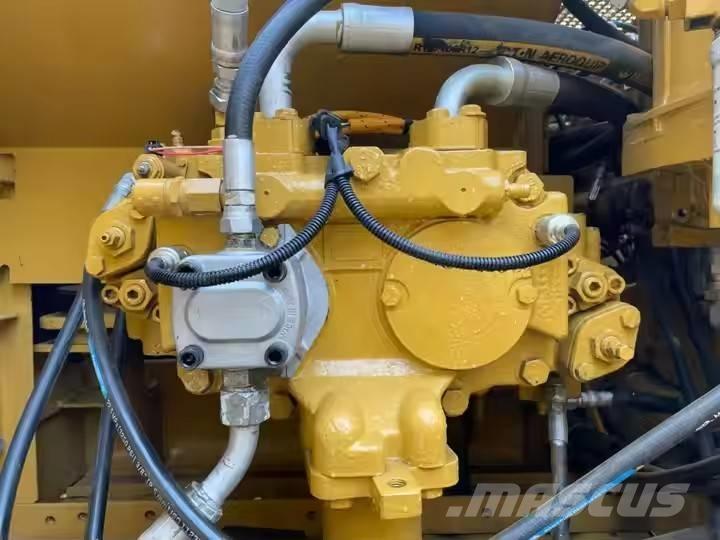 CAT 320 C Bagri goseničarji