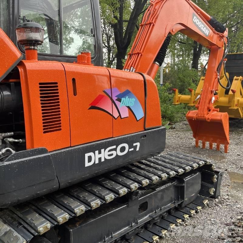 Doosan DH 60 Mini bagri <7t