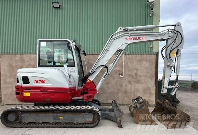 Takeuchi TB 260 Mini bagri <7t