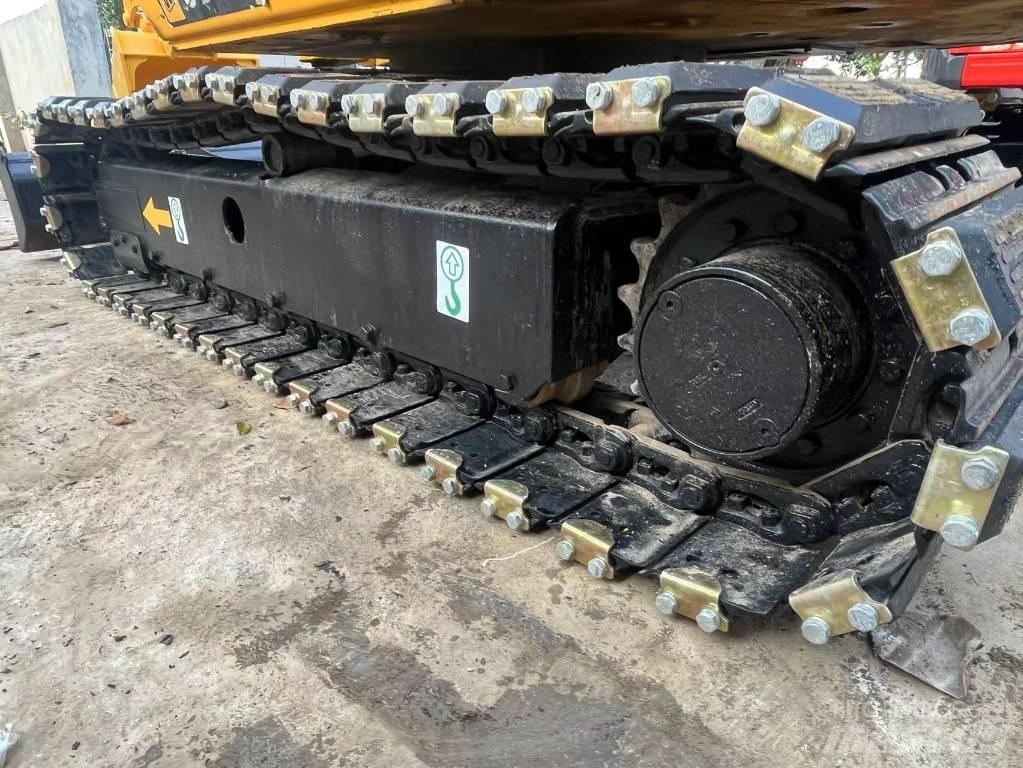 JCB 8052 ZTS Bagri goseničarji