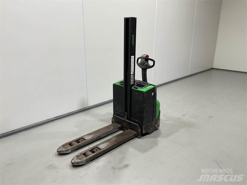 Cesab S208L Samopogonski ročni viličarji