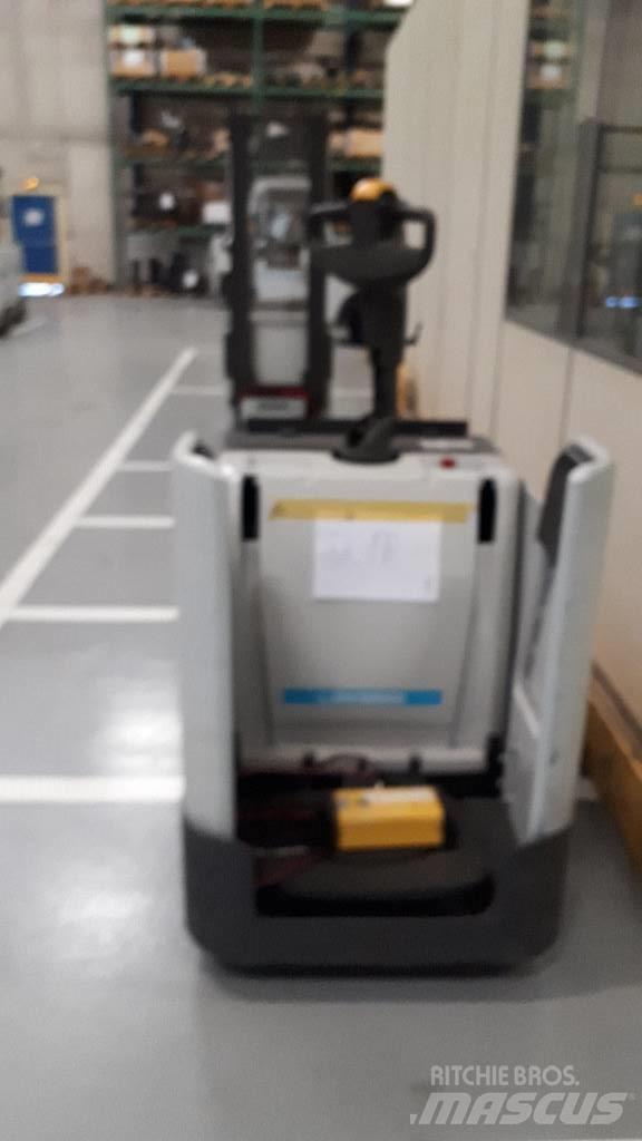 Atlet PMR 200 Električni nizko dvižni viličar s stojiščem