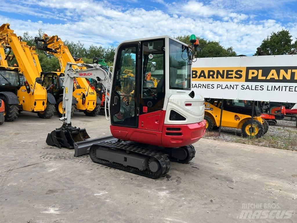 Takeuchi TB 230 Mini bagri <7t