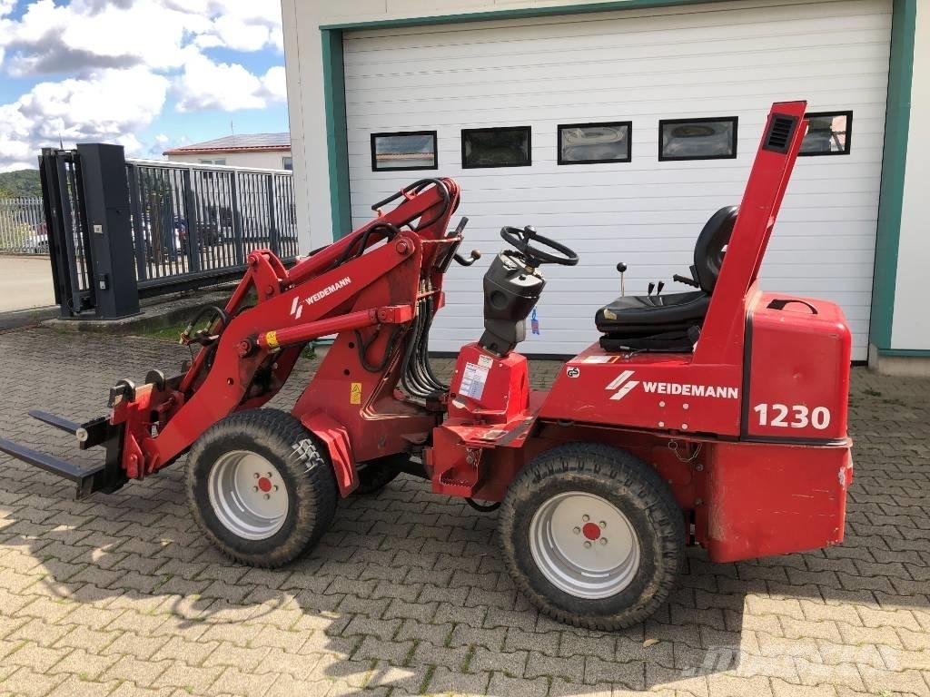 Weidemann 1230 Kolesni nakladalci