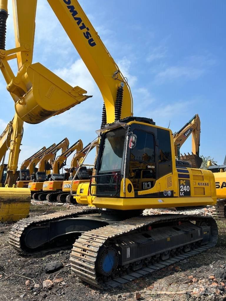 Komatsu PC 240 Bagri goseničarji