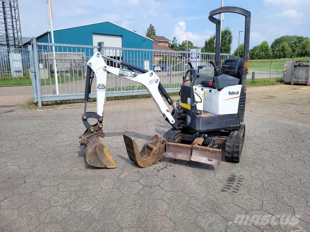Bobcat E 10z Mini bagri <7t