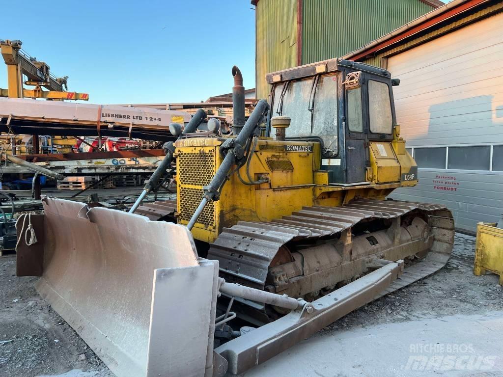 Komatsu D 65 P Buldožerji goseničarji