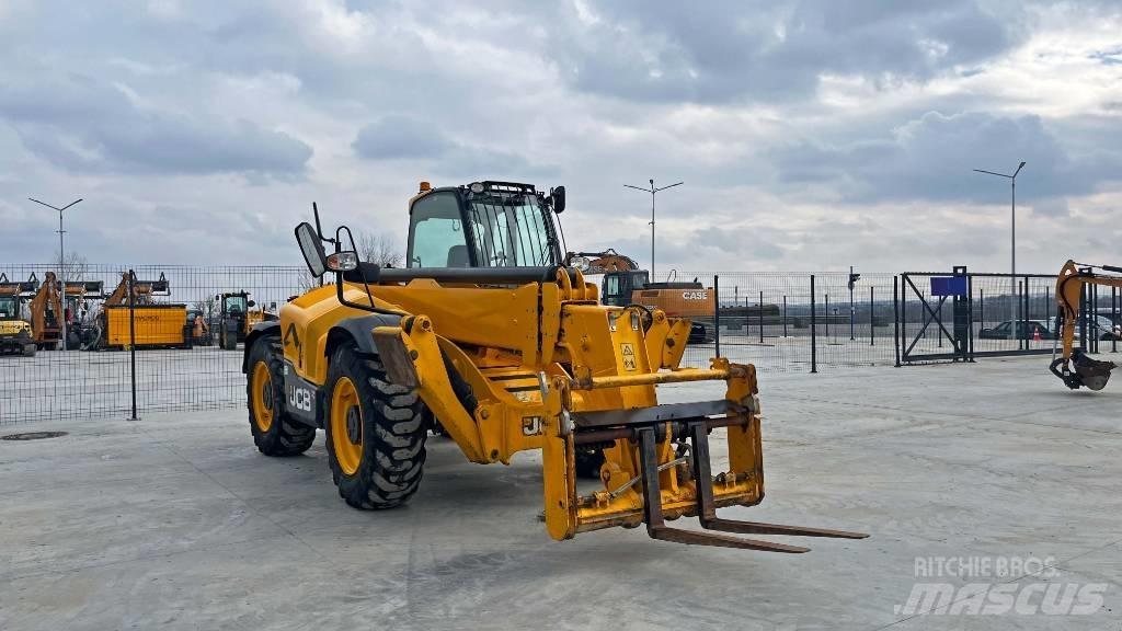 JCB 540-140 Teleskopski viličarji