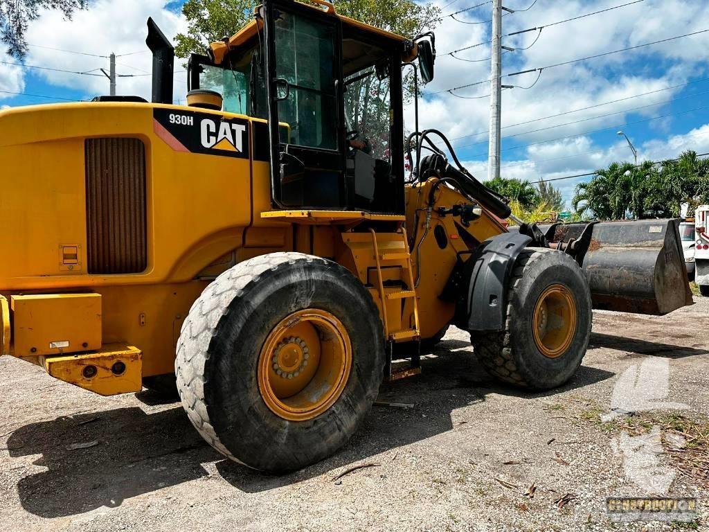 CAT 930 H Kolesni nakladalci