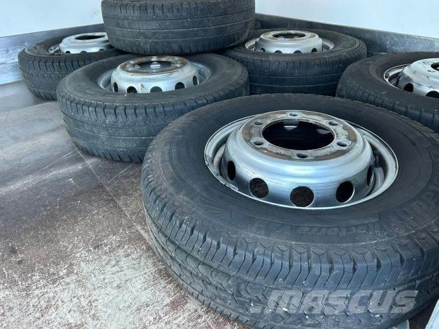 Iveco Daily Dostavna vozila / kombiji