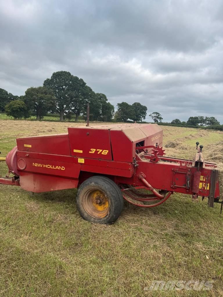 New Holland 378 Balirke (kvadratne bale)