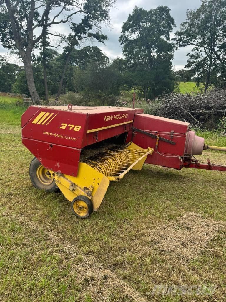New Holland 378 Balirke (kvadratne bale)