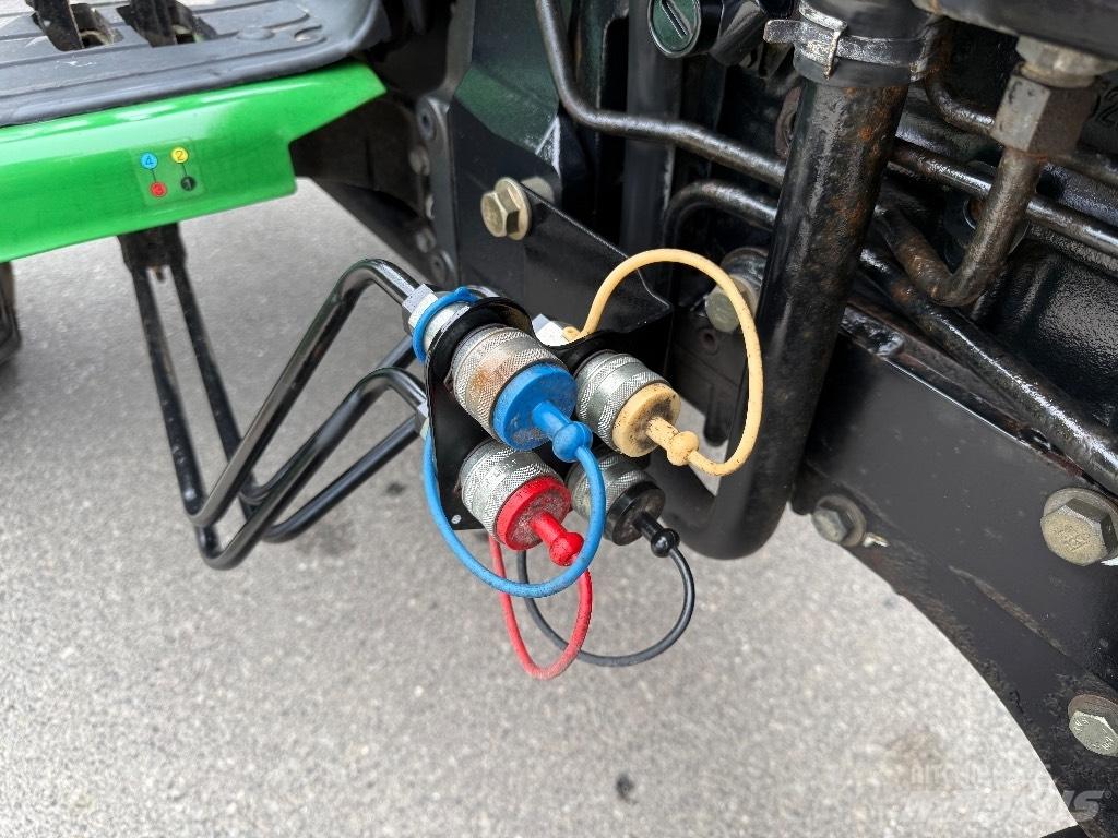 John Deere 4520 Manjši traktorji