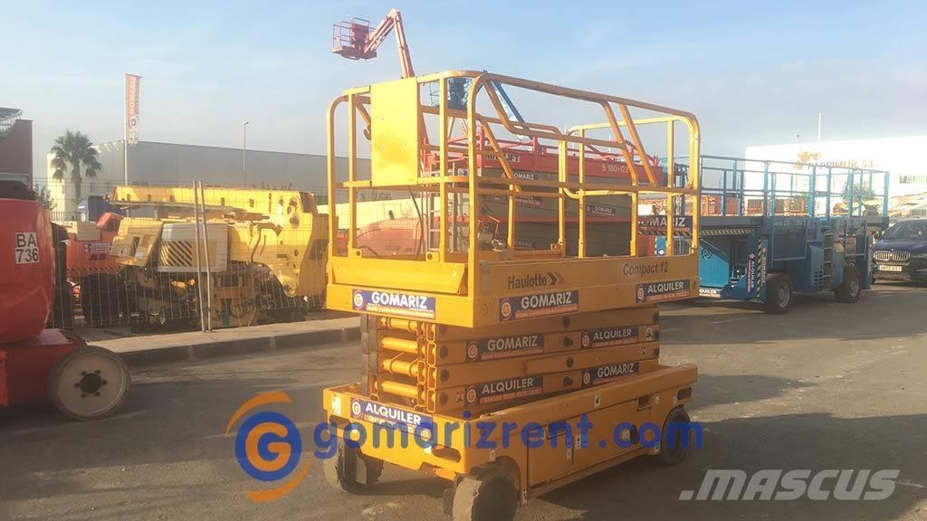 Haulotte Compact 12 Škarjaste dvižne ploščadi