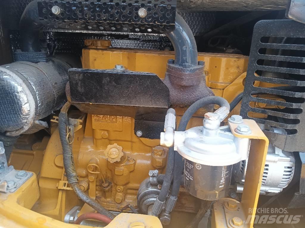 CAT 304 C Bagri goseničarji