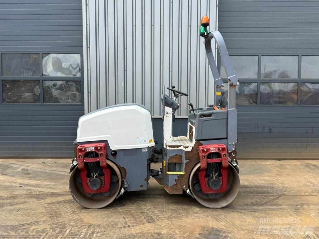 Dynapac CC1200 Dvojni valjarji