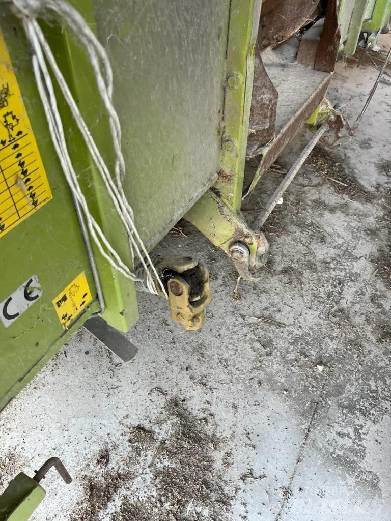 CLAAS RU 600 Stroji za krmo na lastni pogon