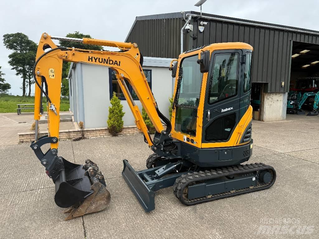 Hyundai R25Z-9 AK Mini bagri <7t
