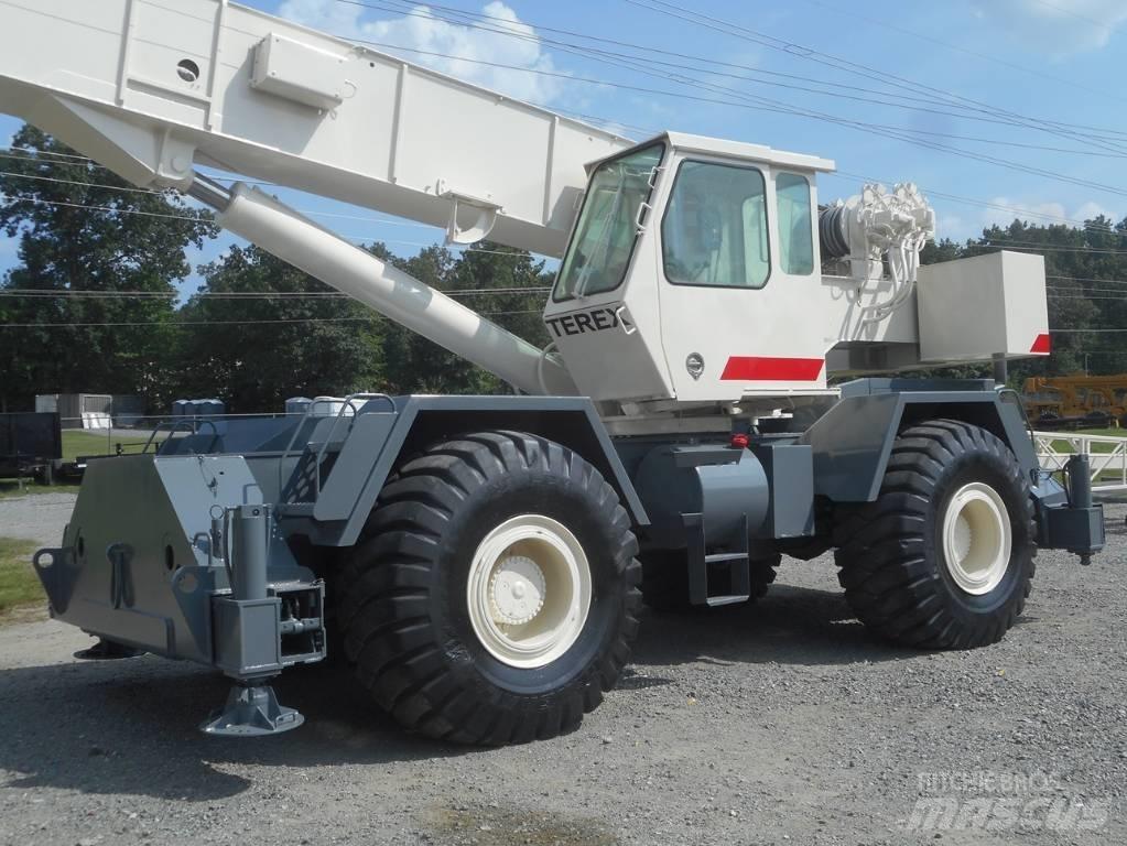 Terex RT 450 Avtodvigala