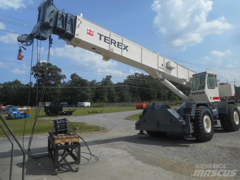 Terex RT 450 Avtodvigala