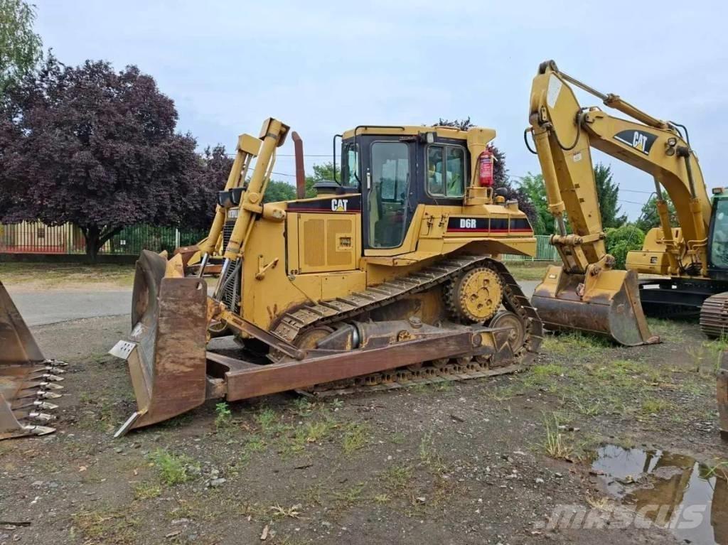 CAT D 6 R Buldožerji goseničarji