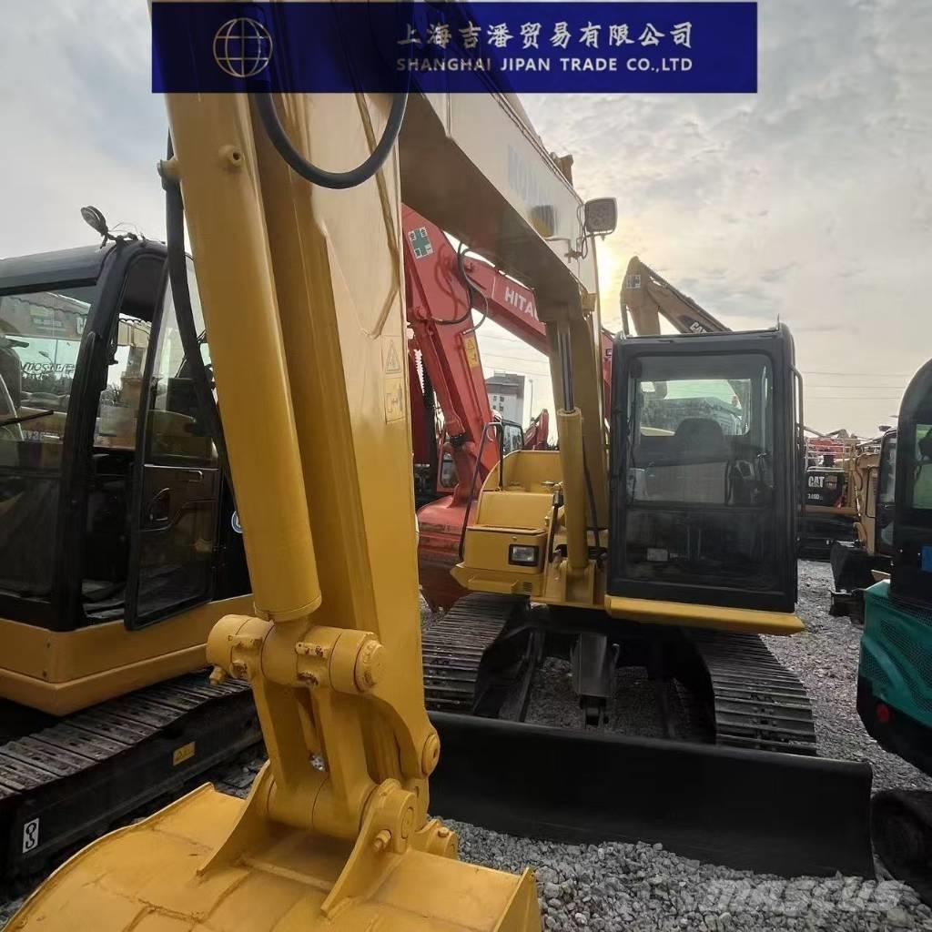 Komatsu PC 70 Bagri goseničarji