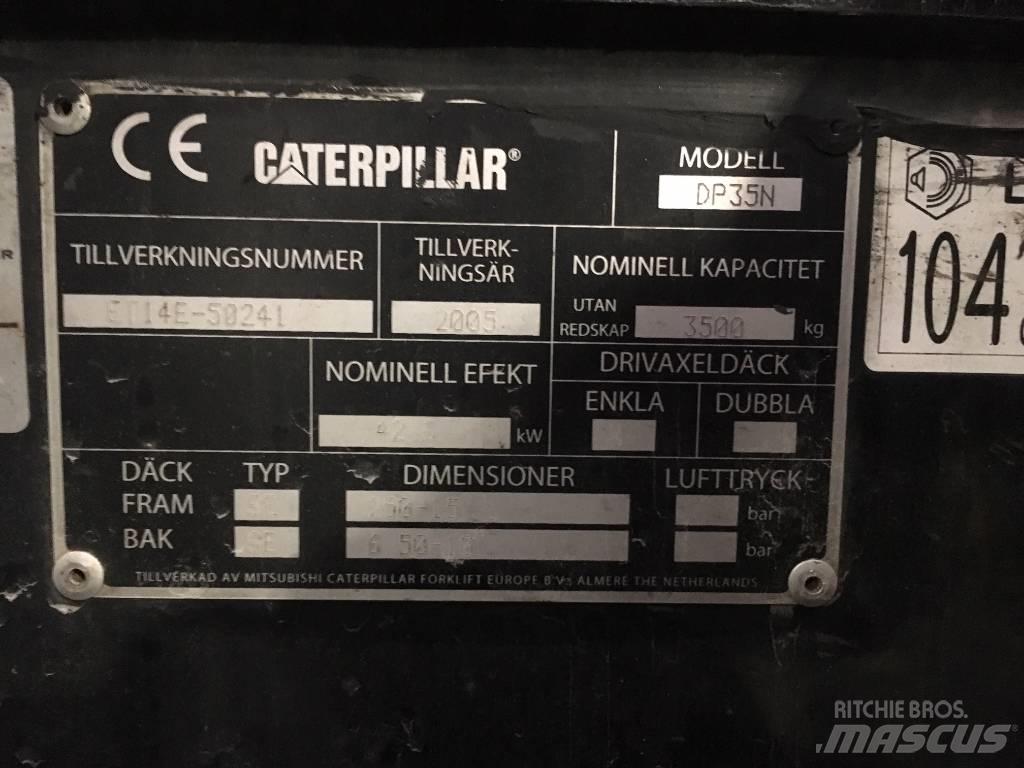 CAT DP 35 N Dizelski viličarji