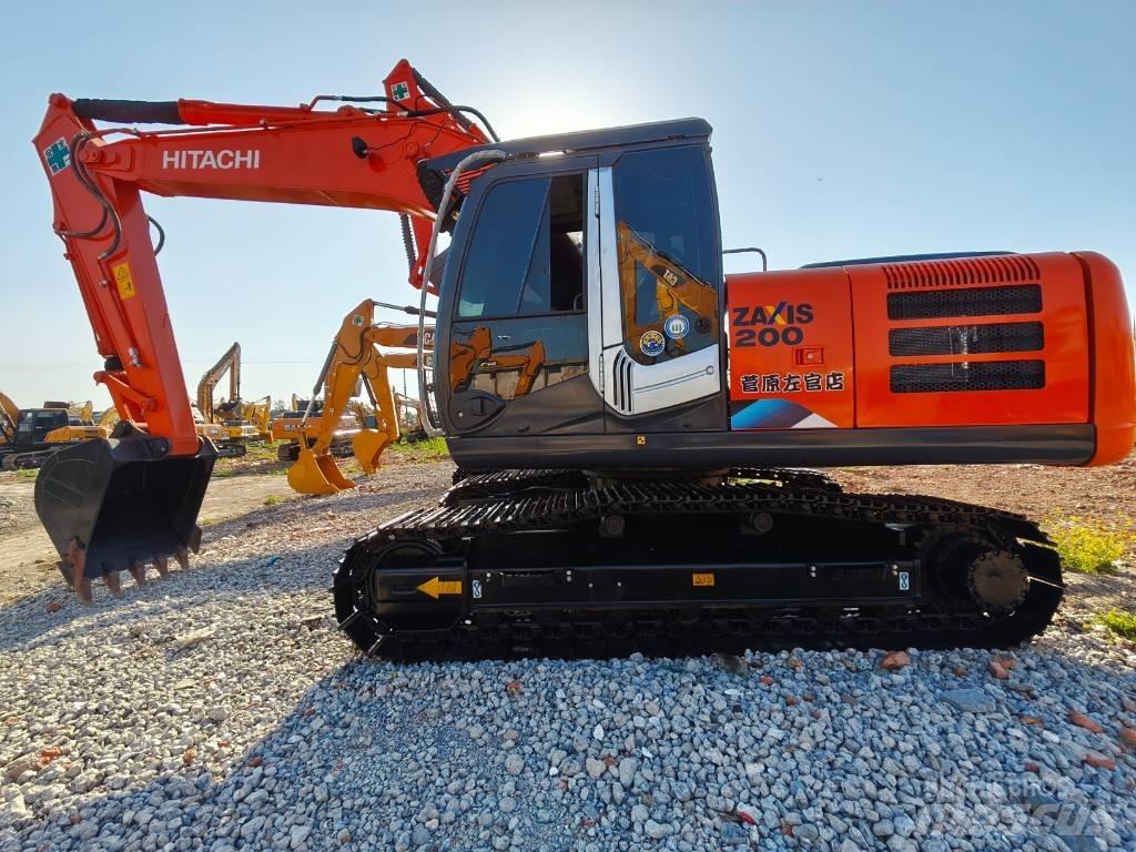 Hitachi ZX 200 Bagri goseničarji