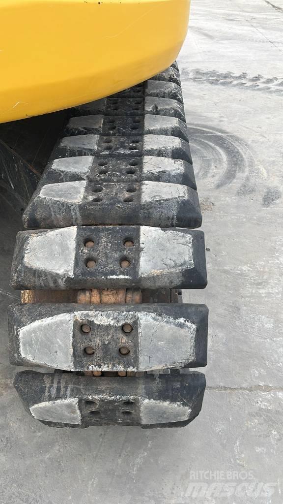 Komatsu PC 138 US Bagri goseničarji