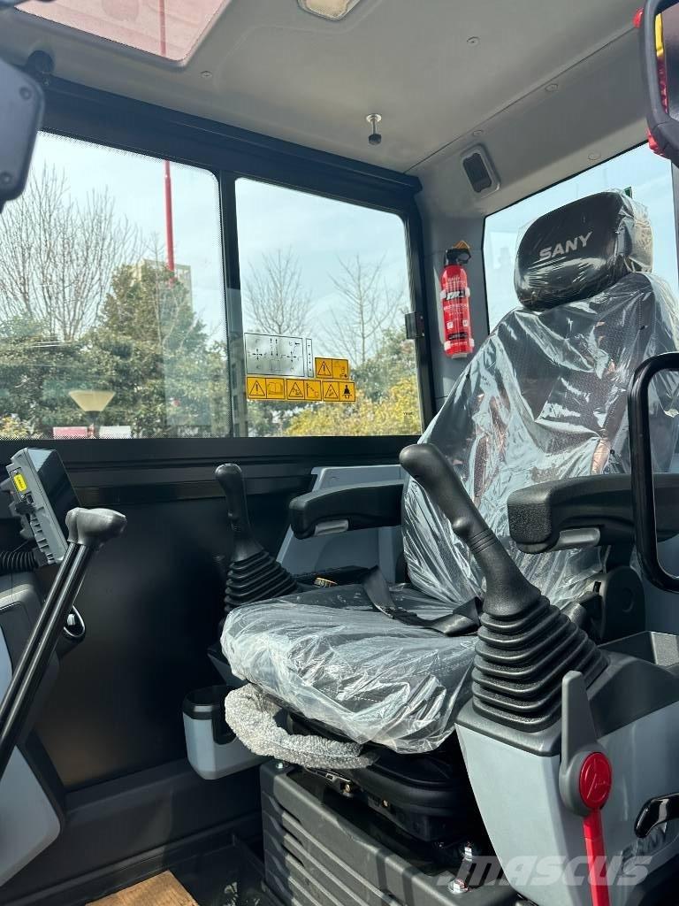Sany SY60 Bagri goseničarji