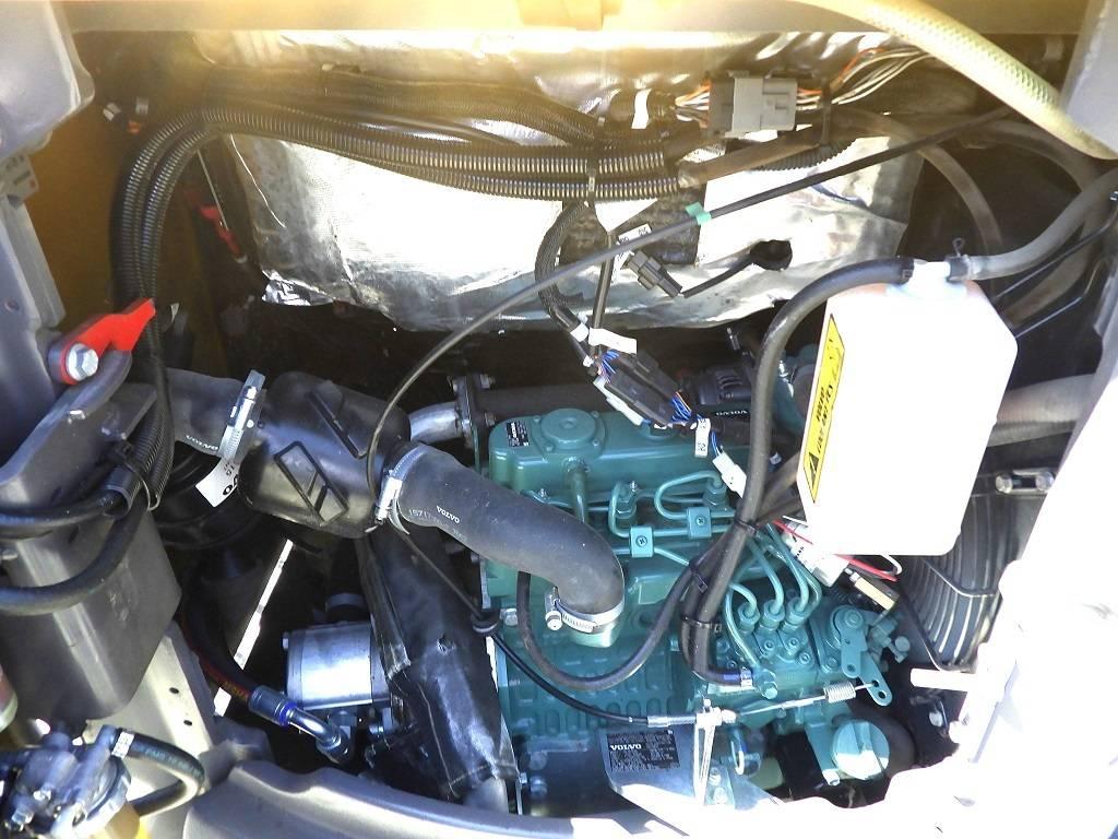 Volvo EC 18 E Mini bagri <7t