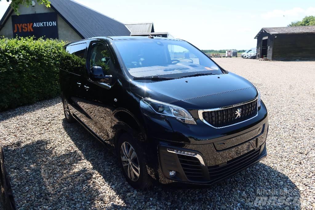 Peugeot E-Traveller Avtomobili