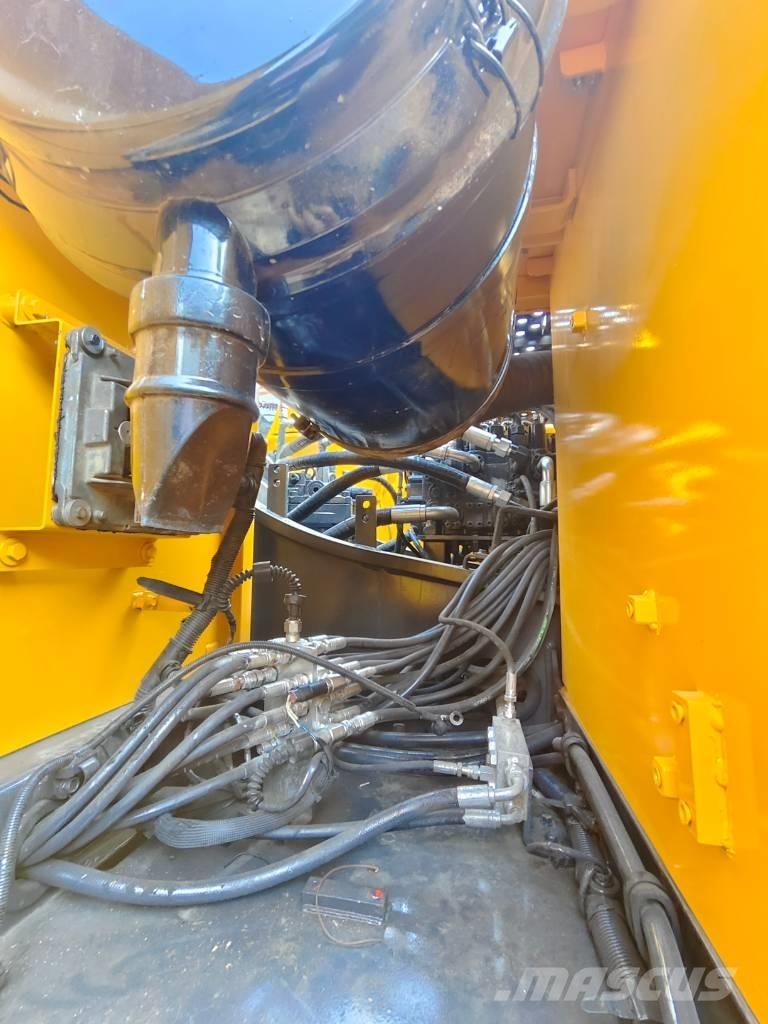 Volvo EC 250 D L Bagri goseničarji