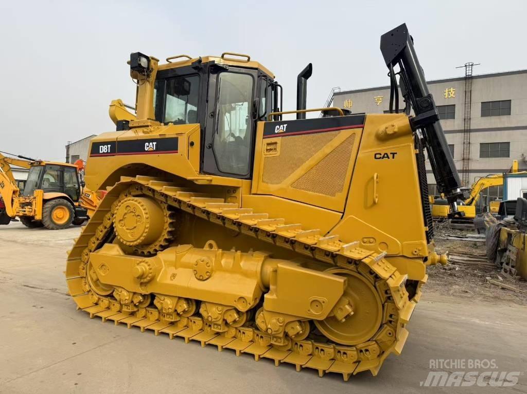 CAT D 8 T Buldožerji goseničarji