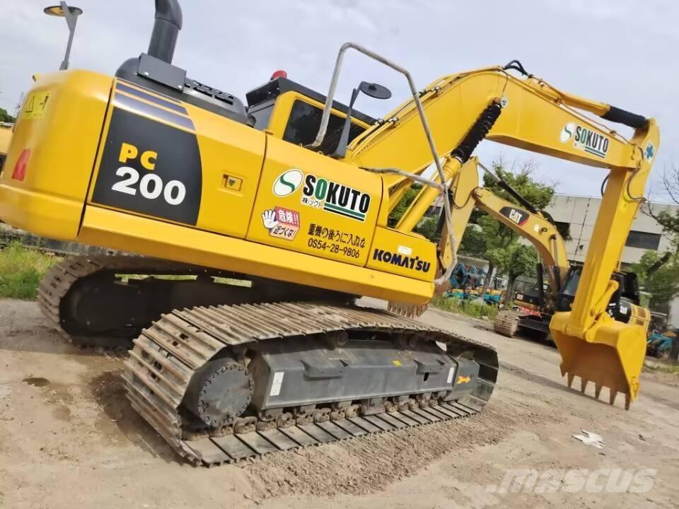Komatsu PC 200-8 Bagri goseničarji