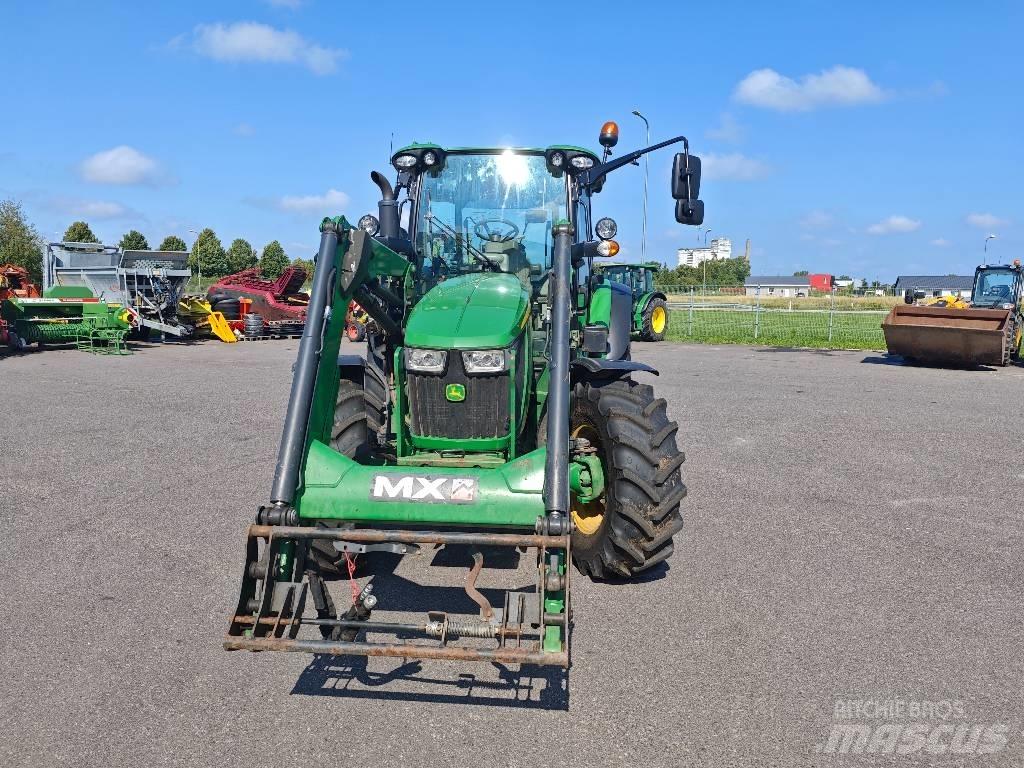 John Deere 5115 R Traktorji
