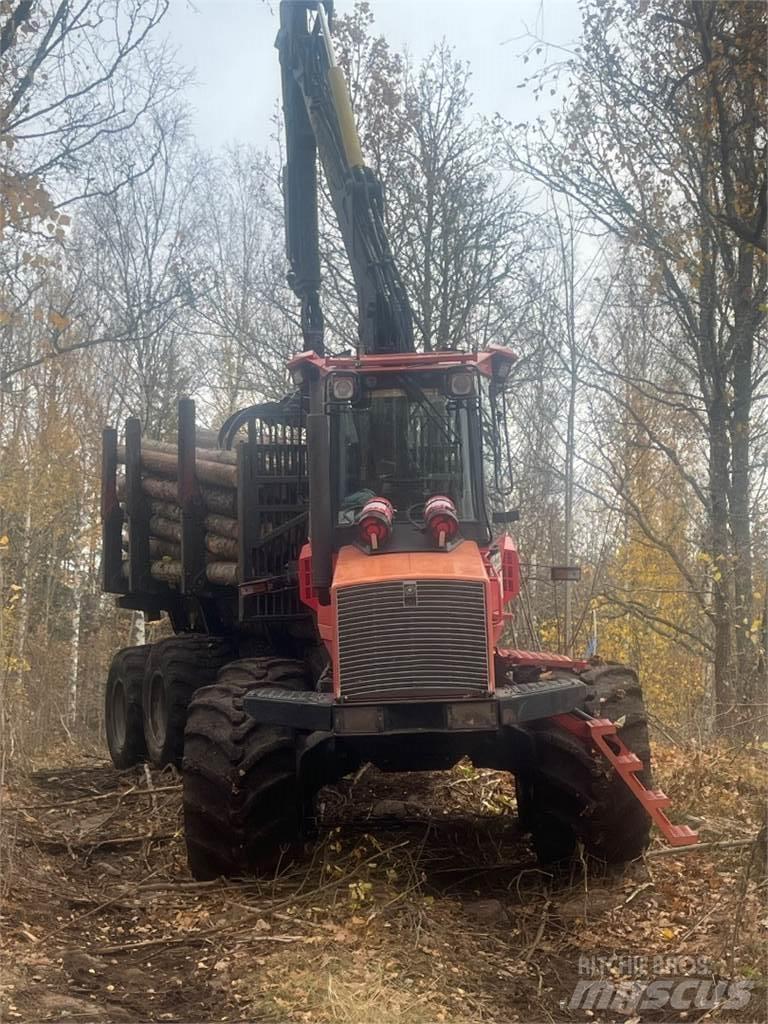 Valmet 840.4 Forwarderji