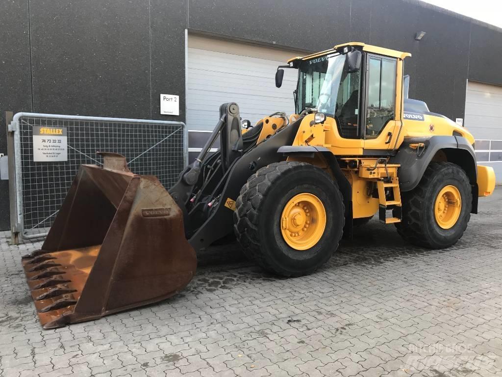 Volvo L120H Kolesni nakladalci