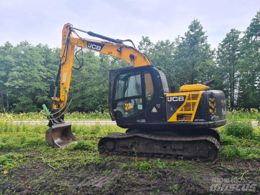 JCB JS 130 LC Bagri goseničarji