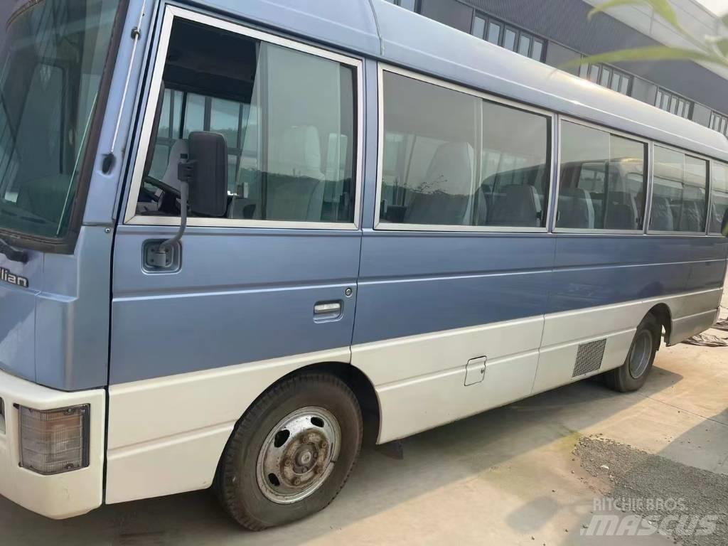 Nissan Civilian Medkrajevni avtobusi