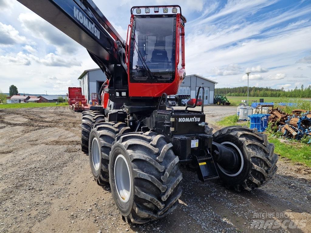 Komatsu 931 XC Harvesterji