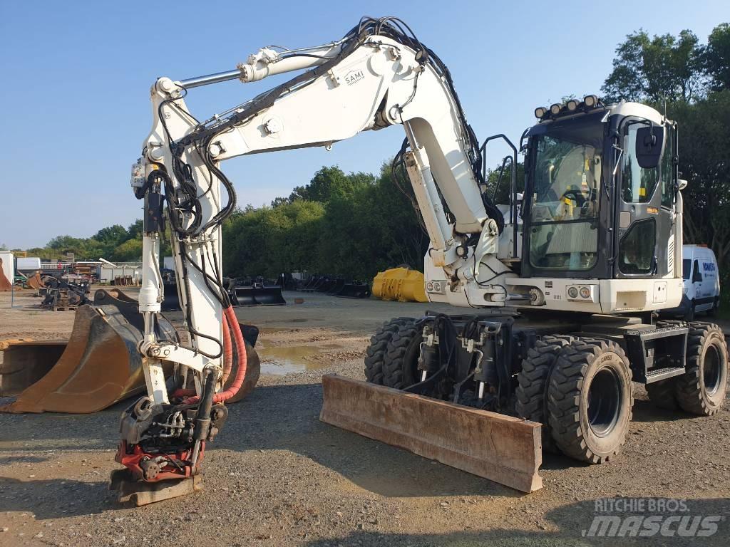 Komatsu PW118MR-11 Bagri na kolesih