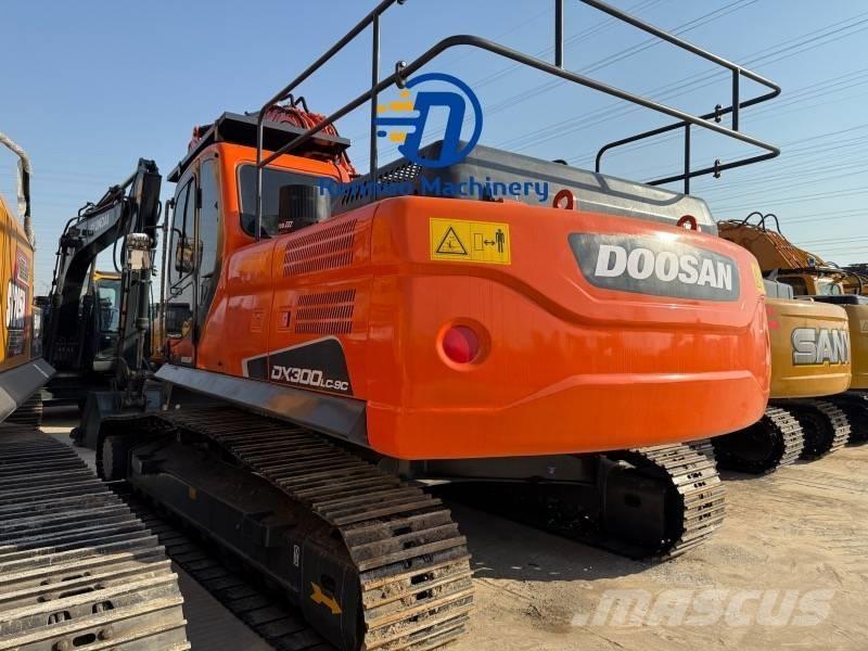 Doosan DX 300LC-9C Bagri goseničarji