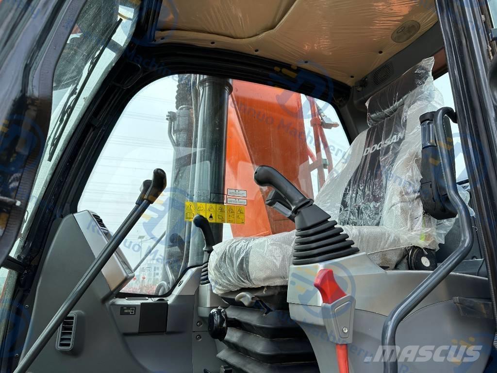 Doosan DX 300LC-9C Bagri goseničarji