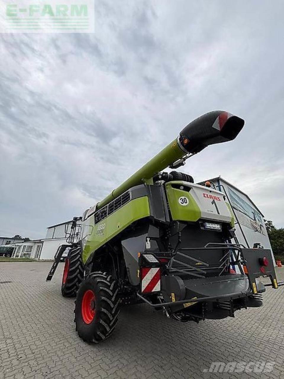 CLAAS lexion 6800 Kombajni