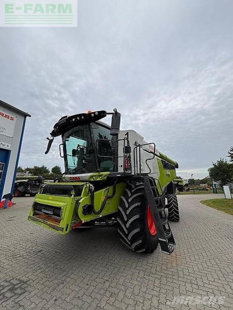 CLAAS lexion 6800 Kombajni