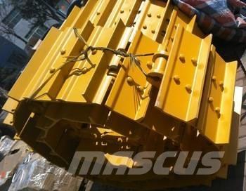 Komatsu D155A-6 Gosenice