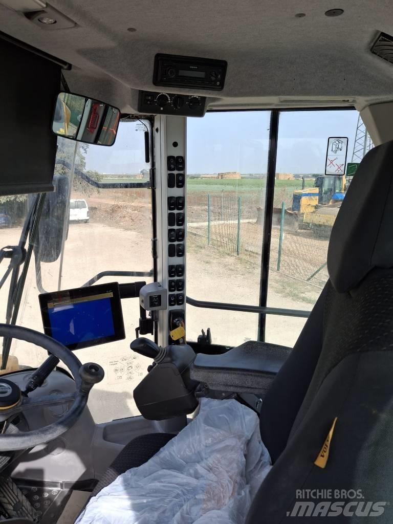Volvo L 220 H Kolesni nakladalci