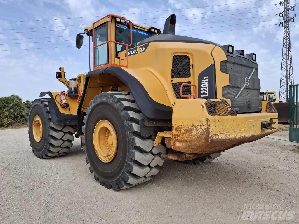 Volvo L 220 H Kolesni nakladalci