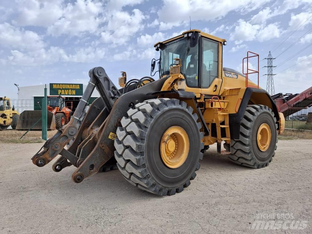 Volvo L 220 H Kolesni nakladalci